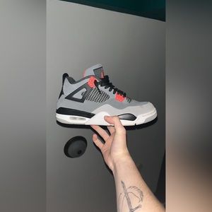 These are my Jordan 4 infrareds I have worn them 4 times.